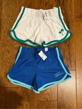 Girls Contrast Graphic Dolphin Shorts
